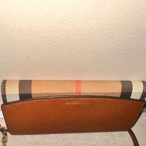 Burberry Henley Chain Crossbody Check Canvas Tan Brown 100% Authentic - Picture 15 of 16